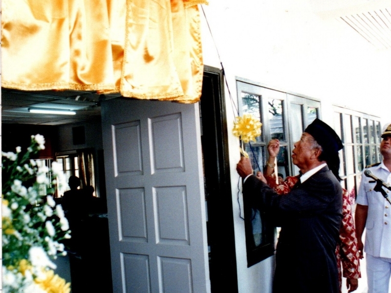 Main Image